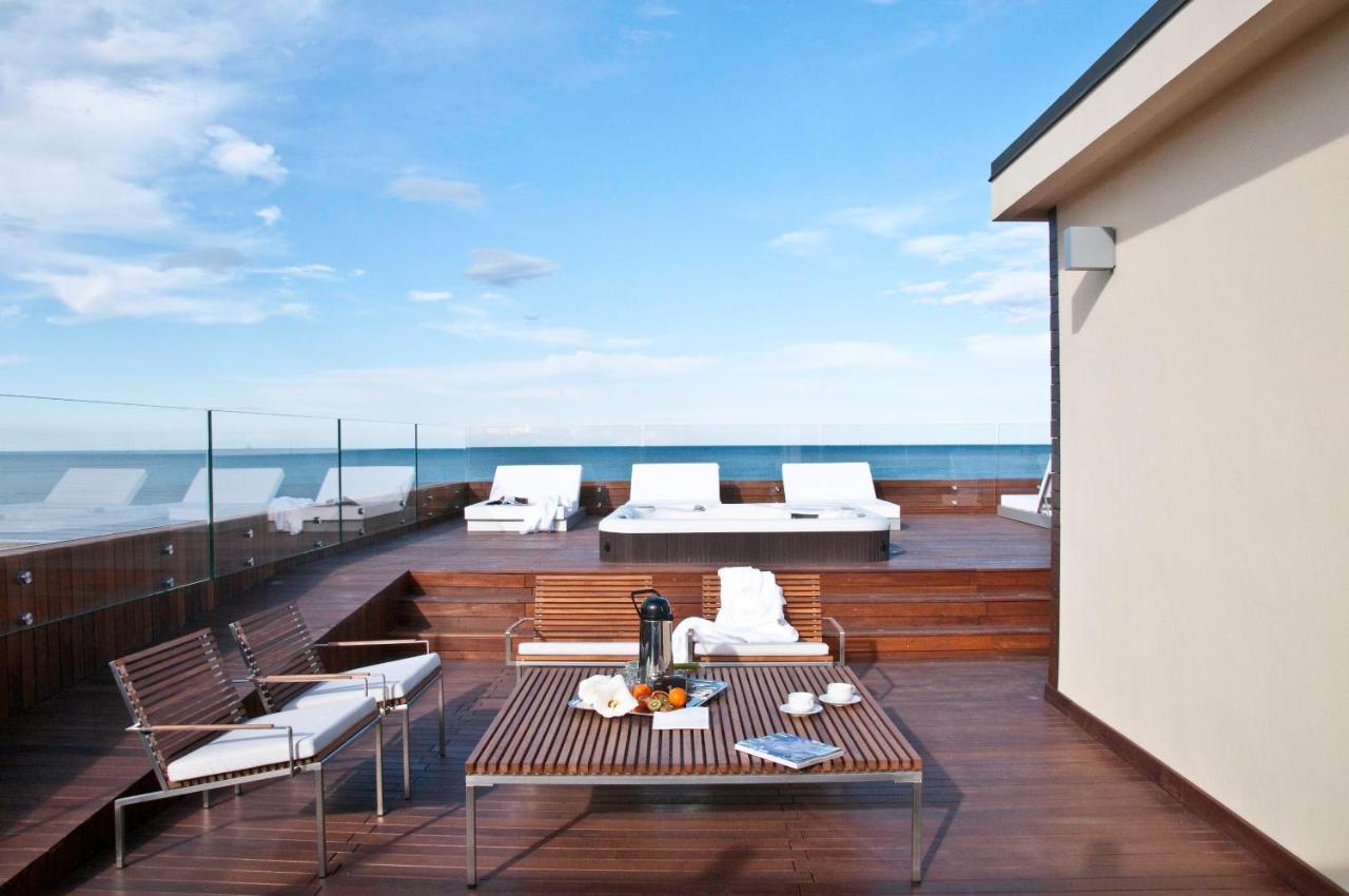Hotel Commodore Cervia Dış mekan fotoğraf