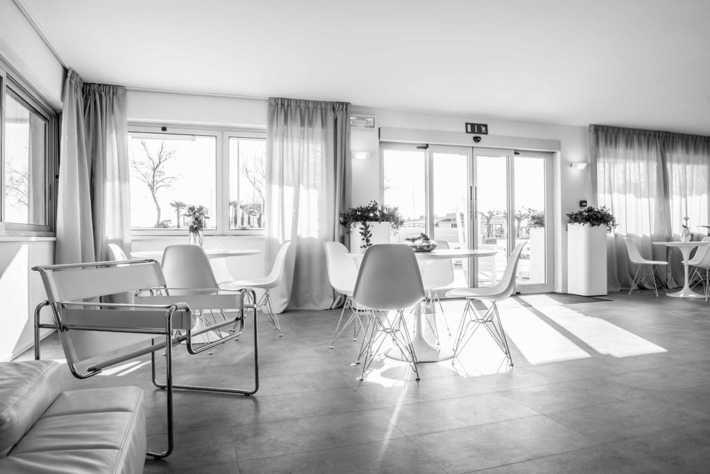 Hotel Commodore Cervia Dış mekan fotoğraf