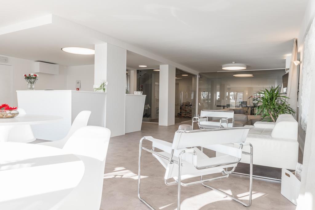 Hotel Commodore Cervia Dış mekan fotoğraf