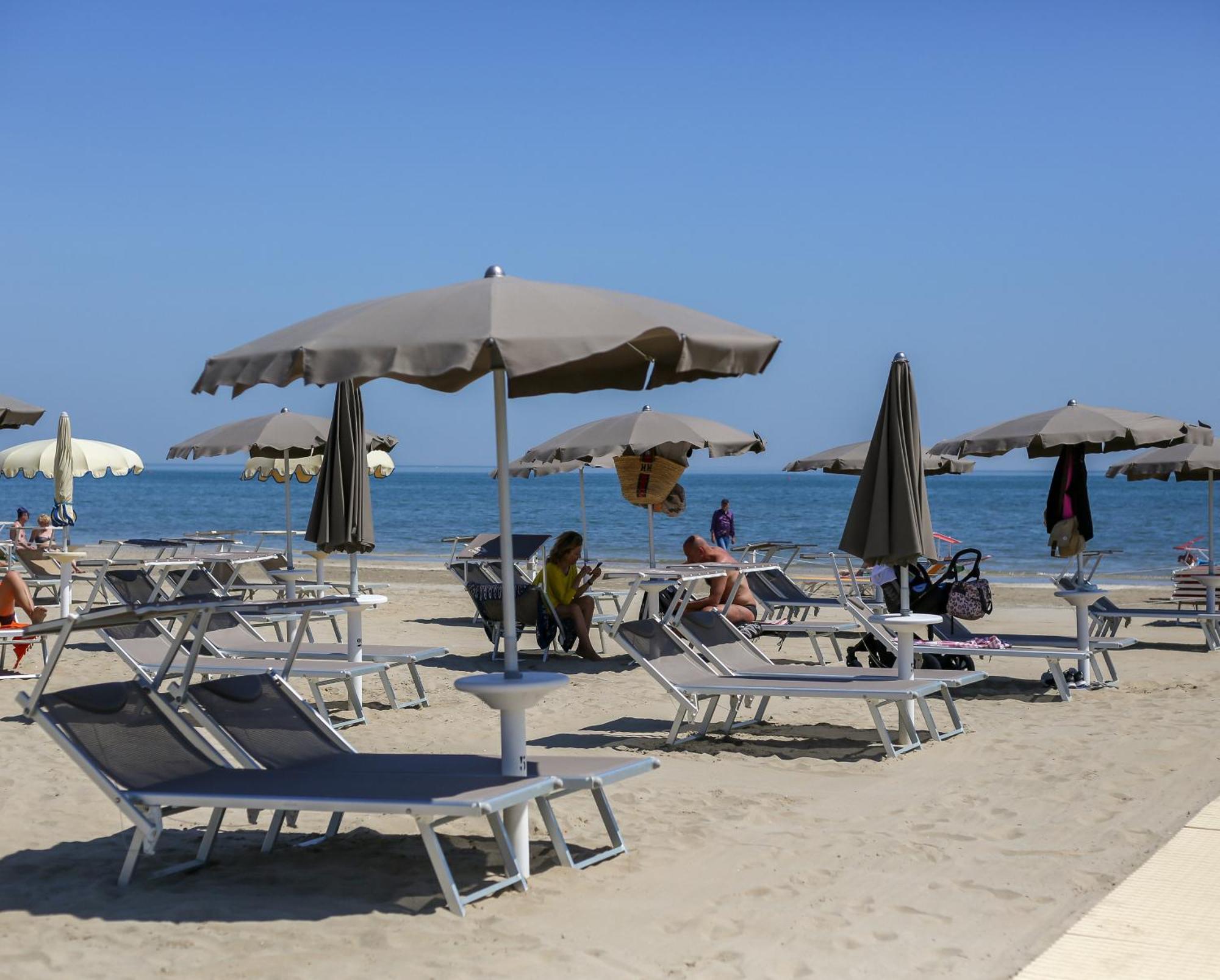 Hotel Commodore Cervia Dış mekan fotoğraf