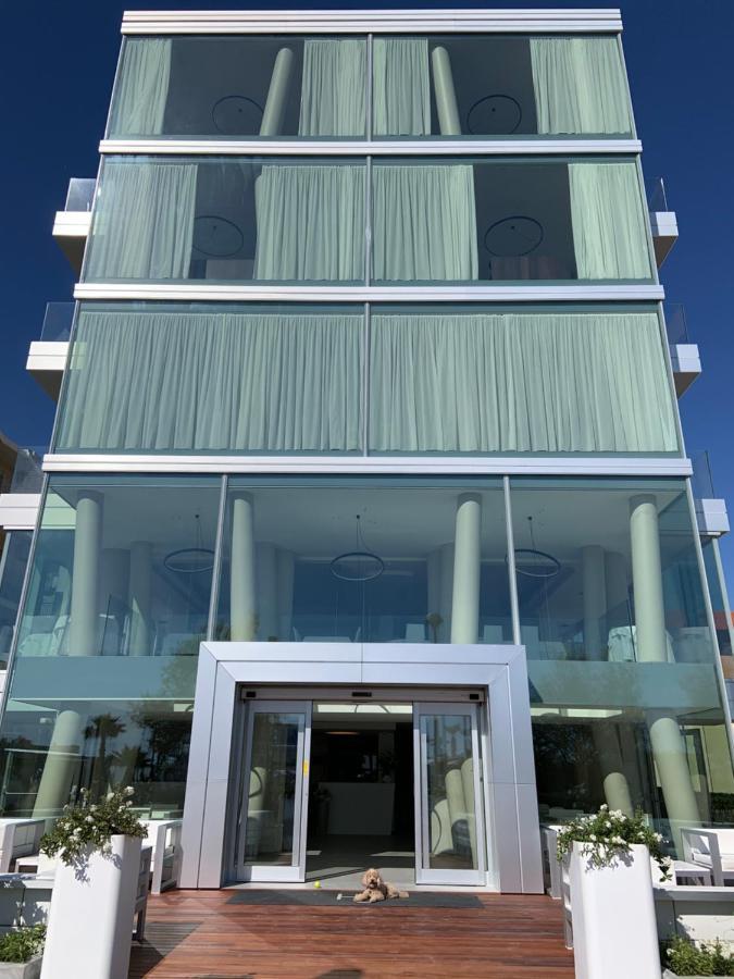 Hotel Commodore Cervia Dış mekan fotoğraf